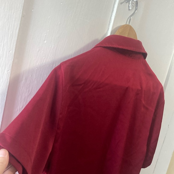 SHEIN Red Casual Button Down Shirt Silky Finish - Picture 10 of 10